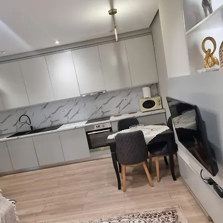 Reos Appartement Tirana